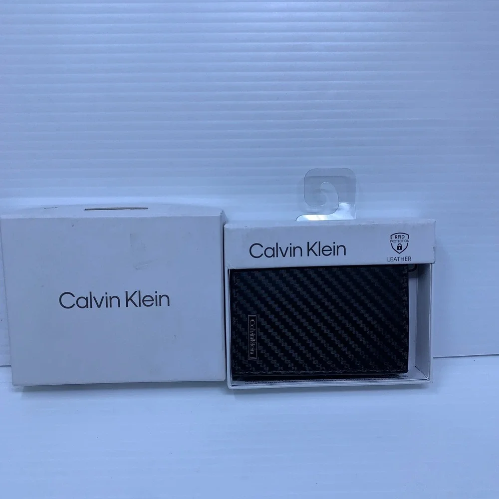 Calvin Klein Mens NS Black Carbon Fiber Leather RFID Trifold Wallet NWT